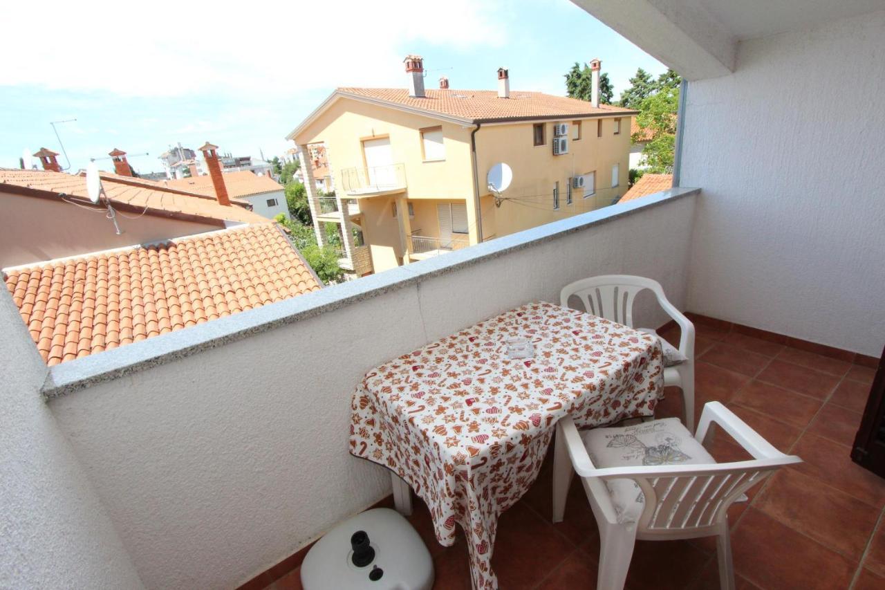 Rooms And Apartments Dino Rovinj Eksteriør bilde